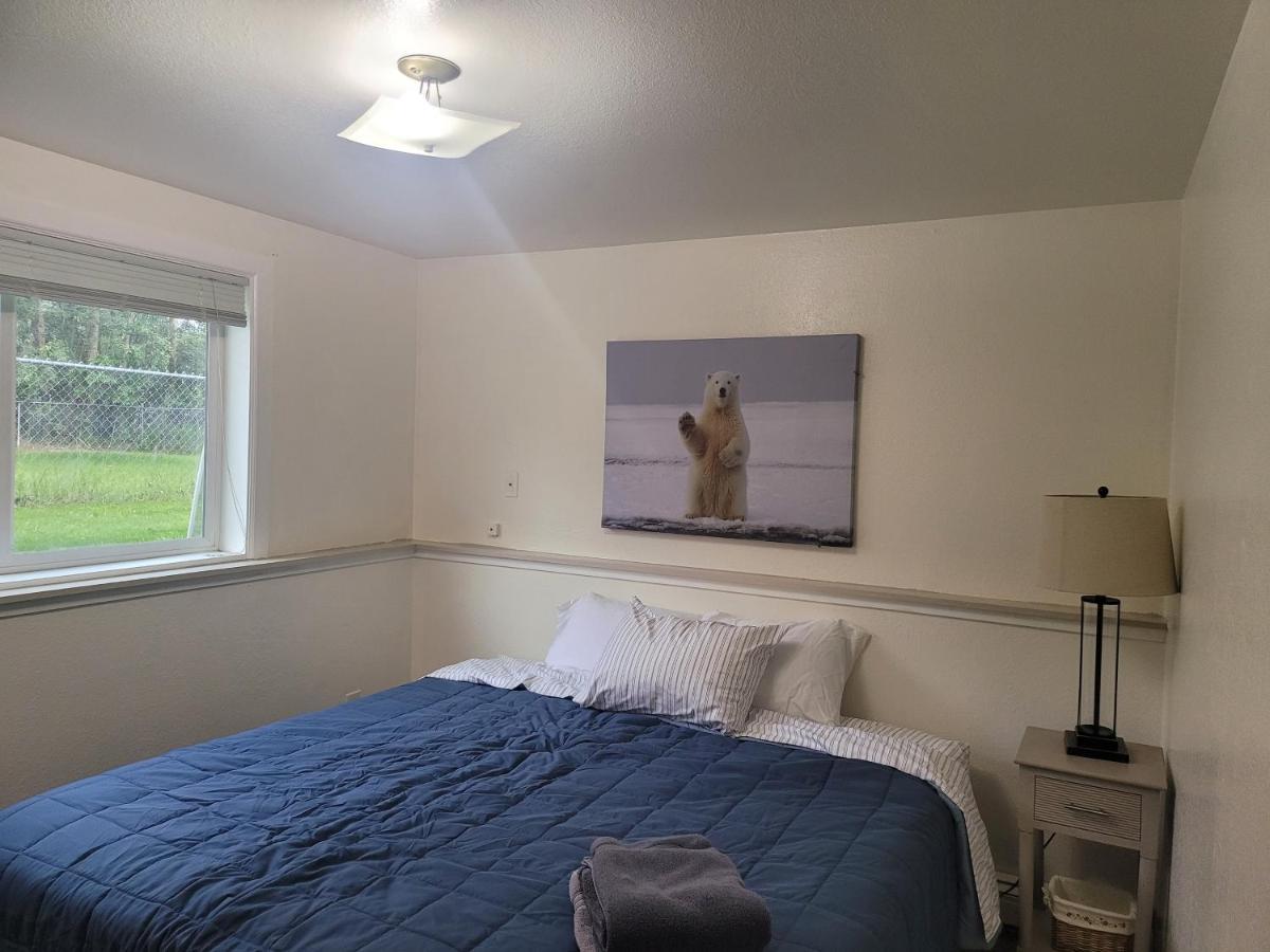 פיירבנקס Newly Furnished Relaxing Stay מראה חיצוני תמונה